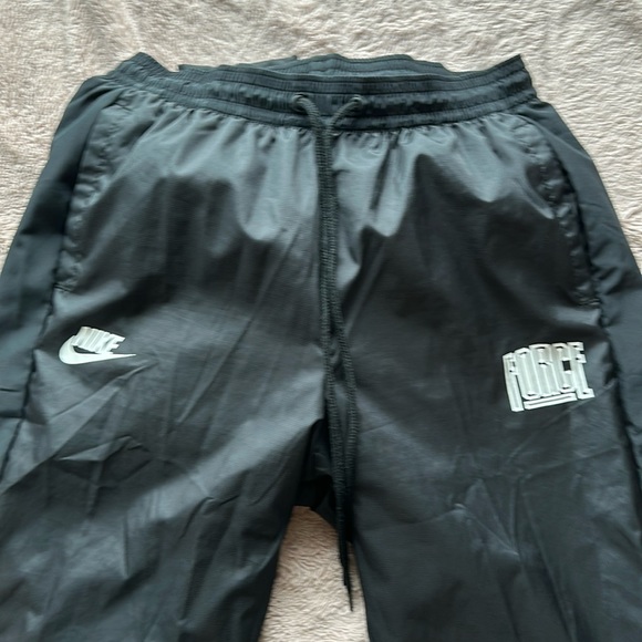 Like new - Picture 1 of 4